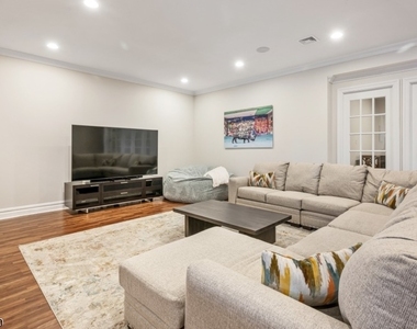 7 W Serafin Way - Photo Thumbnail 17