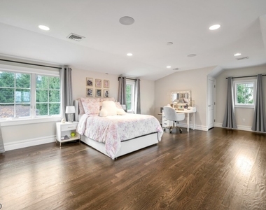 7 W Serafin Way - Photo Thumbnail 15