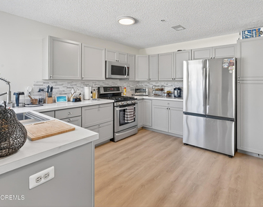 1111 Scarlet Oak Avenue - Photo Thumbnail 10