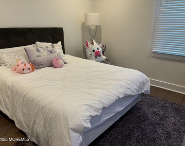55 Pinewood Avenue - Photo Thumbnail 21