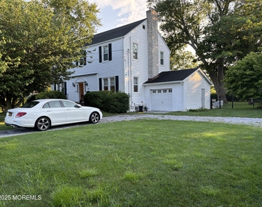 55 Pinewood Avenue - Photo Thumbnail 1