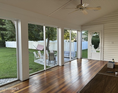 55 Pinewood Avenue - Photo Thumbnail 15