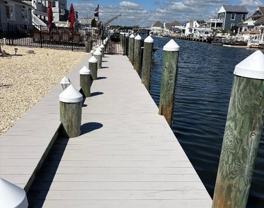 3248 Beachview Drive - Photo Thumbnail 18