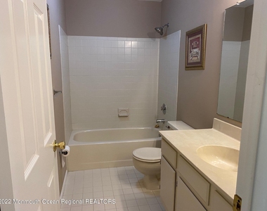 1 Whistler Drive - Photo Thumbnail 12
