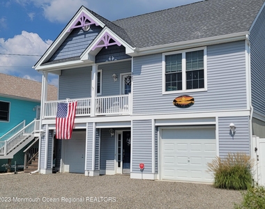 387 Kingfisher Road - Photo Thumbnail 1