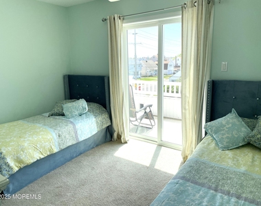 303 Central Avenue Avenue - Photo Thumbnail 13