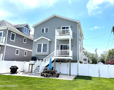 303 Central Avenue Avenue - Photo Thumbnail 14