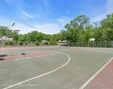 134 Whispering Oaks Way - Photo Thumbnail 33