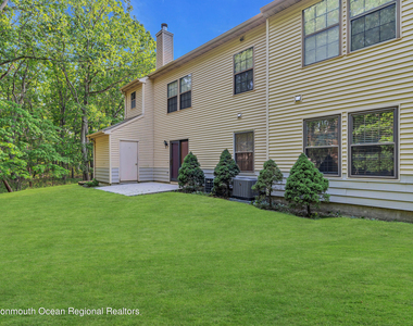 134 Whispering Oaks Way - Photo Thumbnail 31