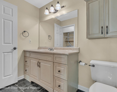 134 Whispering Oaks Way - Photo Thumbnail 21