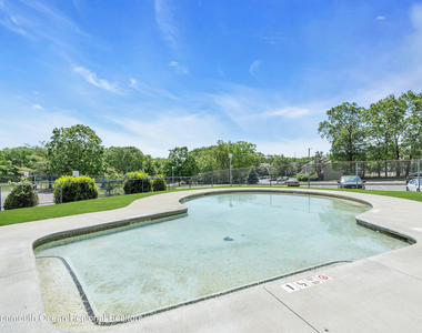134 Whispering Oaks Way - Photo Thumbnail 35