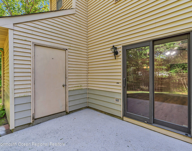 134 Whispering Oaks Way - Photo Thumbnail 29