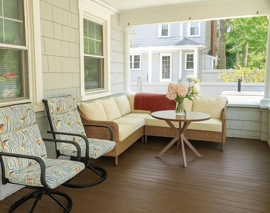 1305 4th Avenue - Photo Thumbnail 2
