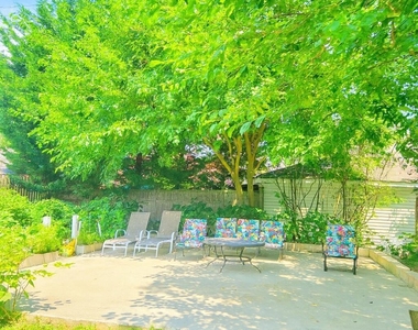 1305 4th Avenue - Photo Thumbnail 31