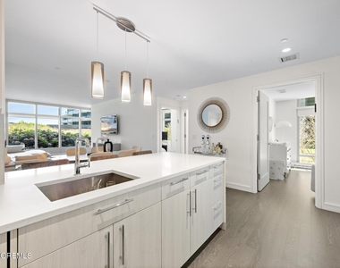 30 Melrose Terrace - Photo Thumbnail 9