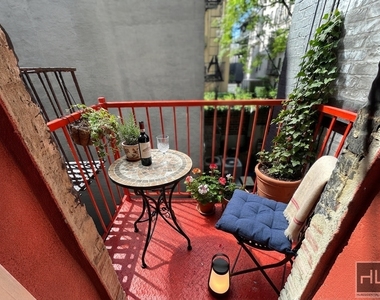 Avenue B - Photo Thumbnail 4
