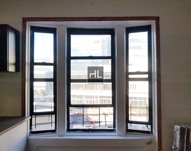 Tiemann Place - Photo Thumbnail 1
