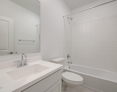 7931 W Frier Drive - Photo Thumbnail 29