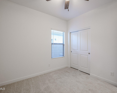 7931 W Frier Drive - Photo Thumbnail 27