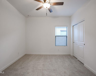 7931 W Frier Drive - Photo Thumbnail 22