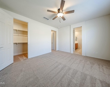 7126 W Bent Tree Drive - Photo Thumbnail 8