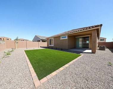 7126 W Bent Tree Drive - Photo Thumbnail 19