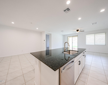 28486 N 134th Avenue - Photo Thumbnail 2