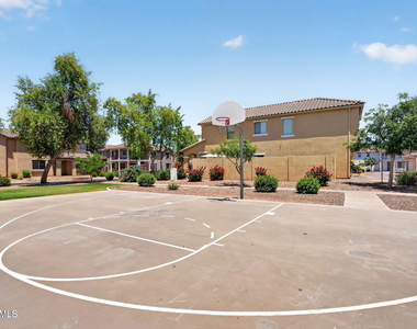 1670 E Elgin Street - Photo Thumbnail 19