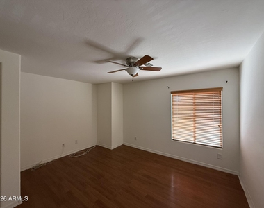 1670 E Elgin Street - Photo Thumbnail 7