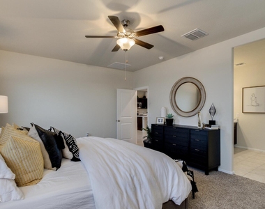 1319 W Raymond Avenue - Photo Thumbnail 25