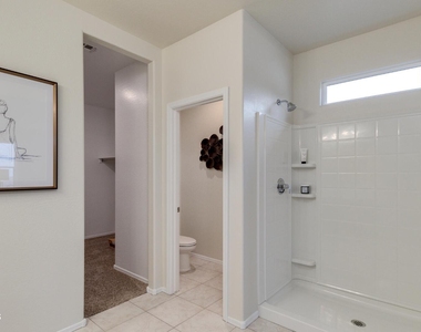 1319 W Raymond Avenue - Photo Thumbnail 26