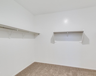 1319 W Raymond Avenue - Photo Thumbnail 31