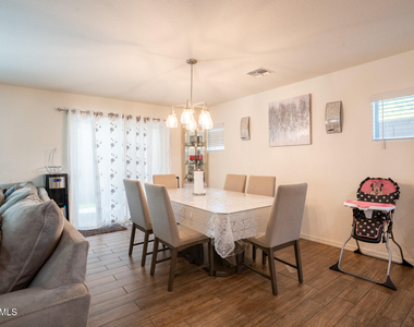 16425 W Latham Street - Photo Thumbnail 4