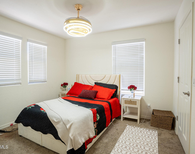 16425 W Latham Street - Photo Thumbnail 17