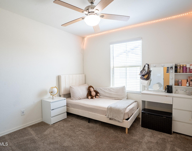 16425 W Latham Street - Photo Thumbnail 18