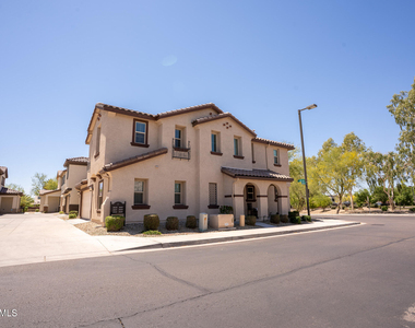 16425 W Latham Street - Photo Thumbnail 2