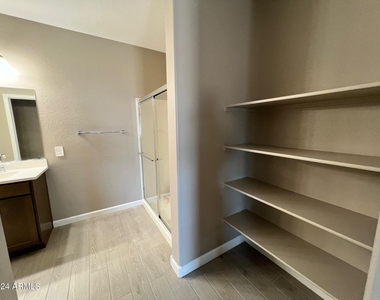 10424 S 54th Lane - Photo Thumbnail 27