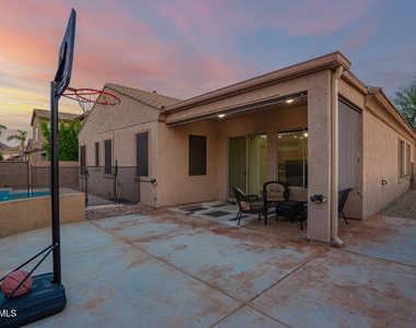 3438 W Little Hopi Drive - Photo Thumbnail 11