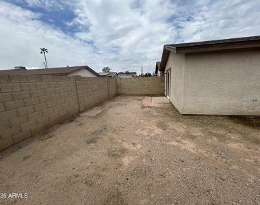 11134 N 82nd Drive - Photo Thumbnail 37