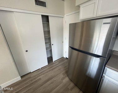 11134 N 82nd Drive - Photo Thumbnail 18