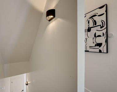3645 E Earll Drive - Photo Thumbnail 19