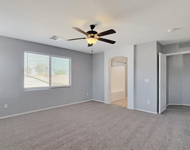 17282 W Elm Street - Photo Thumbnail 21