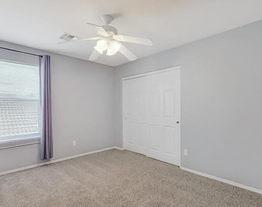 17282 W Elm Street - Photo Thumbnail 16