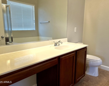 770 W Fruit Tree Lane - Photo Thumbnail 11