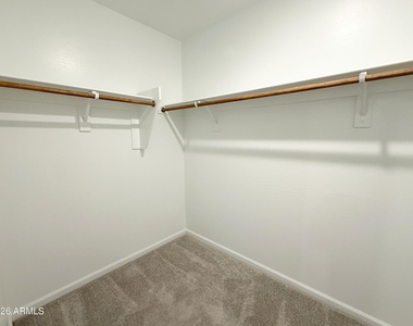 32300 N Hermon Road - Photo Thumbnail 12
