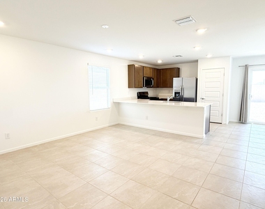 32300 N Hermon Road - Photo Thumbnail 2
