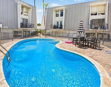 3416 N 44th Street - Photo Thumbnail 27