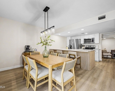 3416 N 44th Street - Photo Thumbnail 5