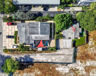 2702 Ne 9th Avenue - Photo Thumbnail 30