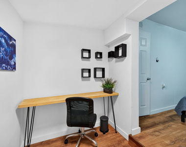 2702 Ne 9th Avenue - Photo Thumbnail 16